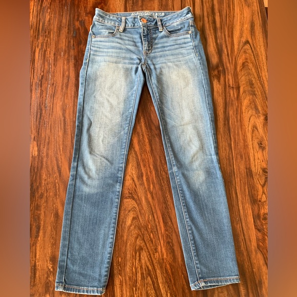 American Eagle Jeans Womens Size 0 Short Blue Super Stretch Jegging AEO Denim - Picture 1 of 8